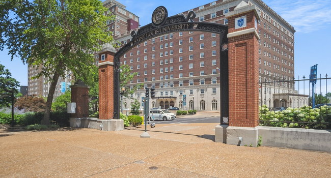 Coronado Place and Towers - 307 Reviews, Saint Louis, MO Apartments for  Rent