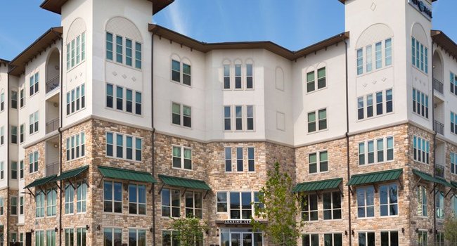 District At Memorial 4 Reviews Houston Tx Apartments For Rent Apartmentratings C