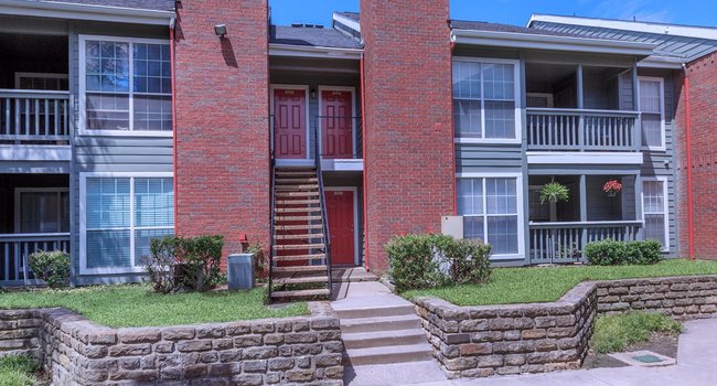 Pear Ridge Apartments - 86 Reviews | Dallas, TX Apartments for Rent | ApartmentRatings©