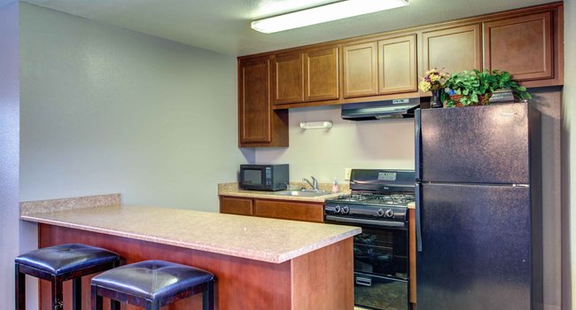 Dry Creek Village Apartments - 1 Reviews | Modesto, CA ...