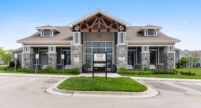 Watermark At Tiffany Springs Kansas City Mo Apartments For Rent Apartmentratings C