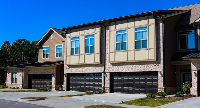 Bradford Apartments and Townhomes - 59 Reviews | Cary, NC Apartments