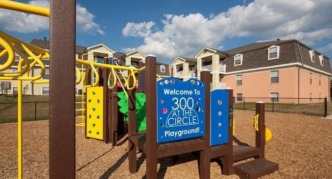 300 at the Circle Reviews Lexington KY 300 Quinton Court 61