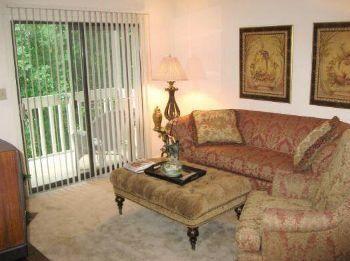 Creekside Apartments 35 Reviews Hickory Nc Apartments For Rent Apartmentratings C