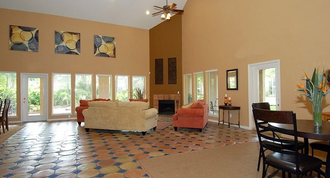 Timberlake Apartments - Sarasota FL