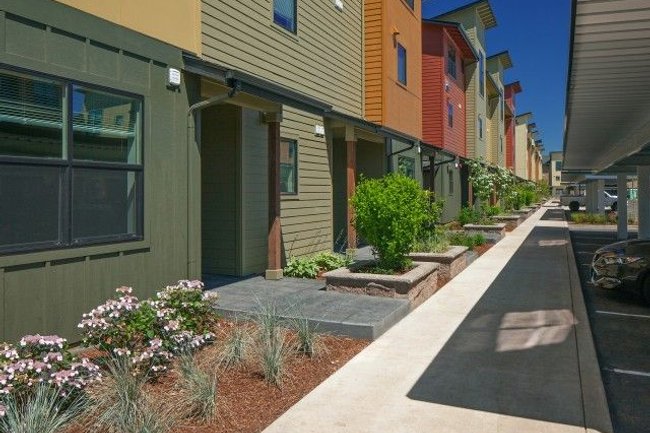 The Tennyson at Crescent Village Apartments 58 Reviews