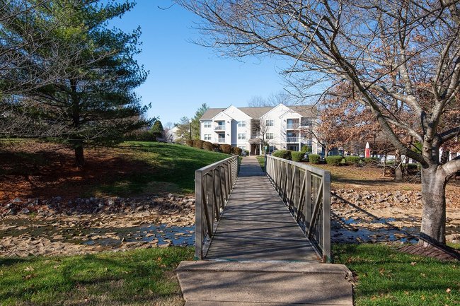 Riverwoods Apartments and Townhomes - 58 Reviews | Woodbridge, VA