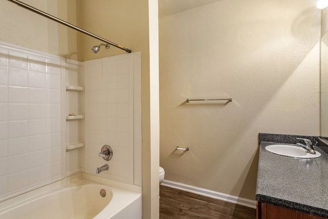 City Parc II at West Oaks Apartments - 44 Reviews | Houston, TX