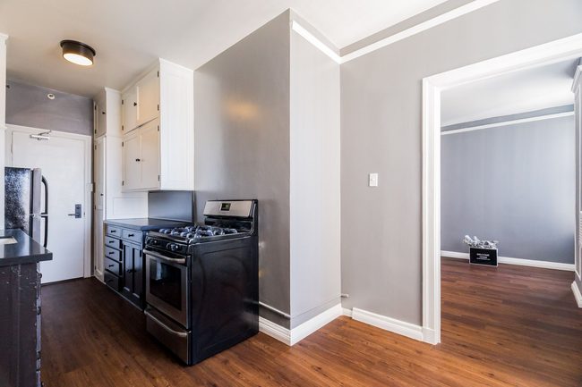 Wilshire Royale Apartments - 73 Reviews | Los Angeles, CA Apartments