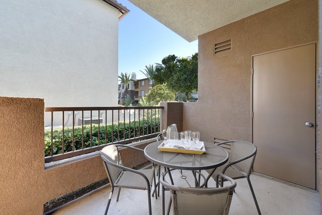 Missions at Rio Vista - 98 Reviews | San Diego, CA Apartments for Rent