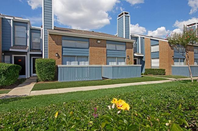 Alena - 38 Reviews | Dallas, TX Apartments for Rent | ApartmentRatings©