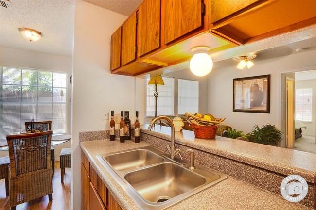 Cedar Glen Apartments - 42 Reviews | Dallas, TX Apartments for Rent