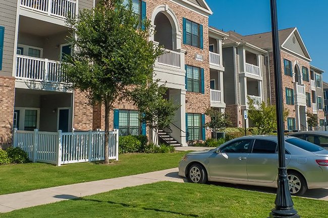 City Parc at Keller Apartments - 280 Reviews | Keller, TX Apartments