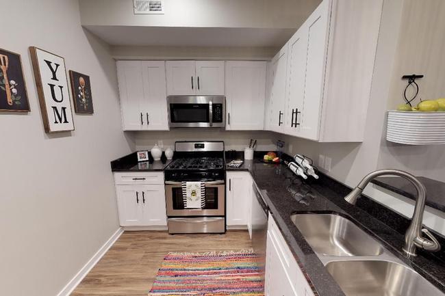 The Valley Townhomes - 86 Reviews | Grand Rapids, MI Apartments for