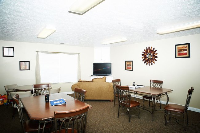 Loper Common Apartments 3 Reviews Shelbyville In For Manager Uploaded Photo Of Loper Common Apartments In Shelbyville